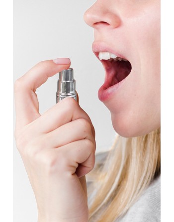 Spray sexe oral et bouche humide à la fraise acide