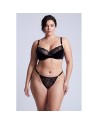 String noir en dentelle avec bijou cœur doré
