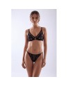 Tanga noir en dentelle avec bijou losanges dorés